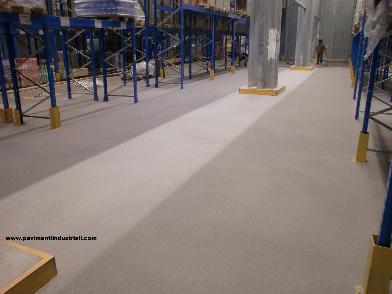 Immagine Il pavimento in resina a rapidissimo indurimento. 